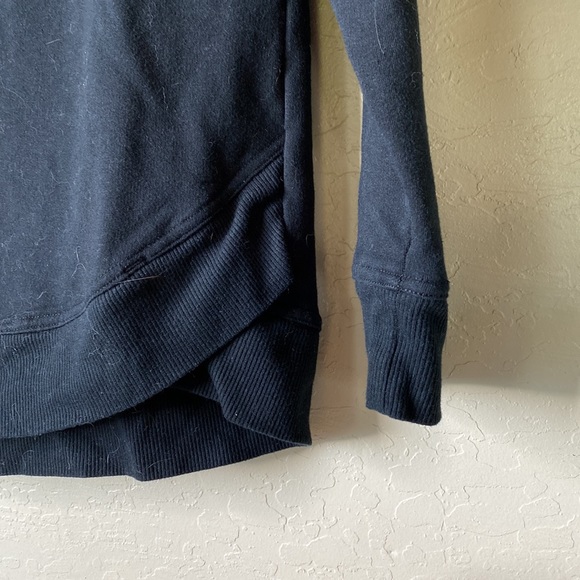 Balance crew neck sweatshirt - Picture 2 of 3